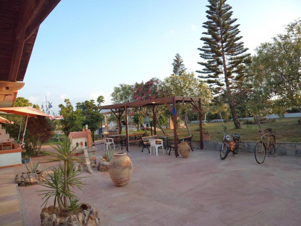 Daydream Hill Hotel Stavros  Bagian luar foto